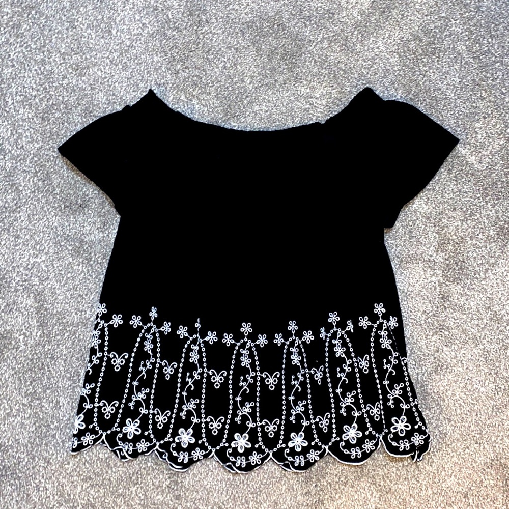 Old Navy off the shoulder short sleeve top